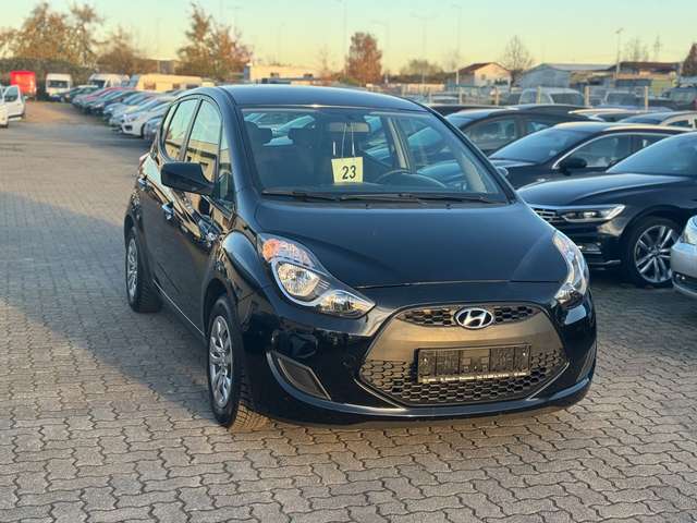 Hyundai iX20 blue Classic