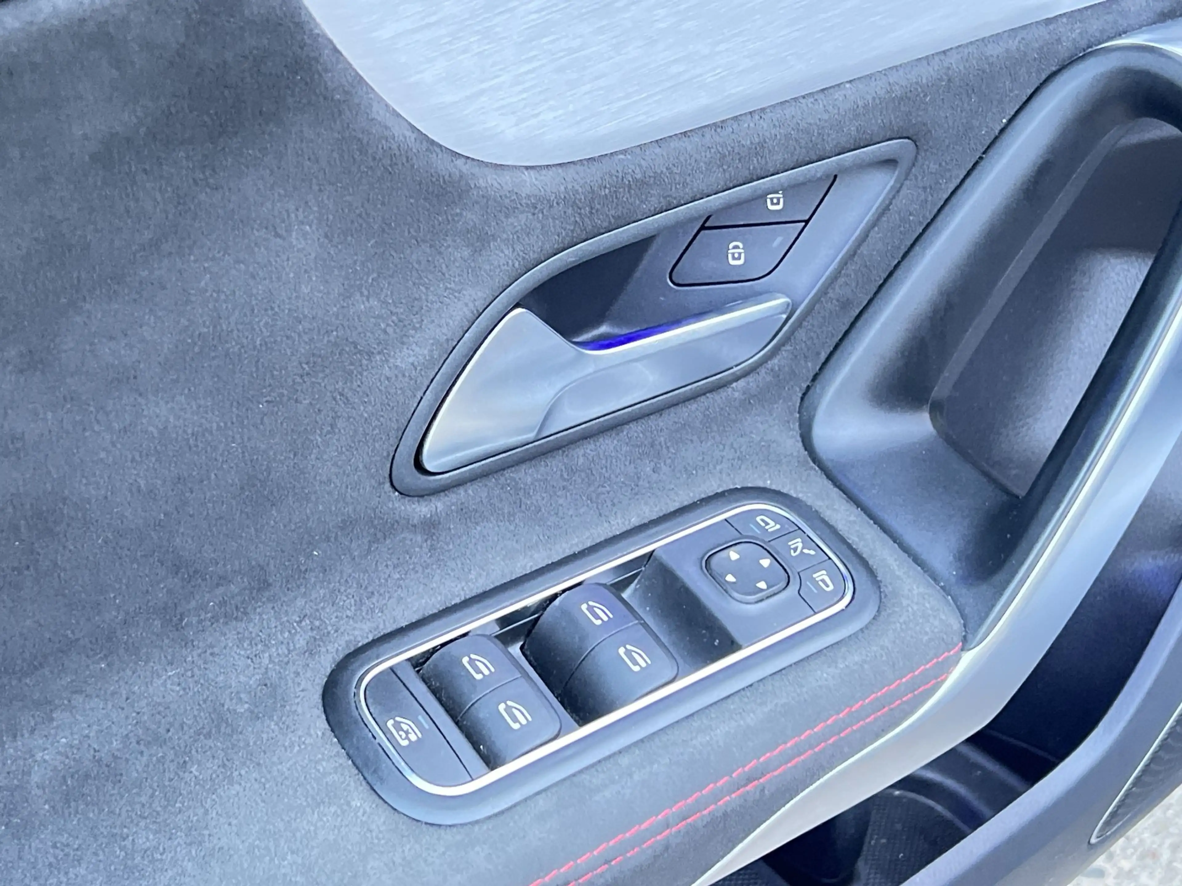 Mercedes-Benz A 250 Premium Plus |PANO|CARPLAY|CLIMA|AMG-LINE|CLIMA| 5 — photo 12
