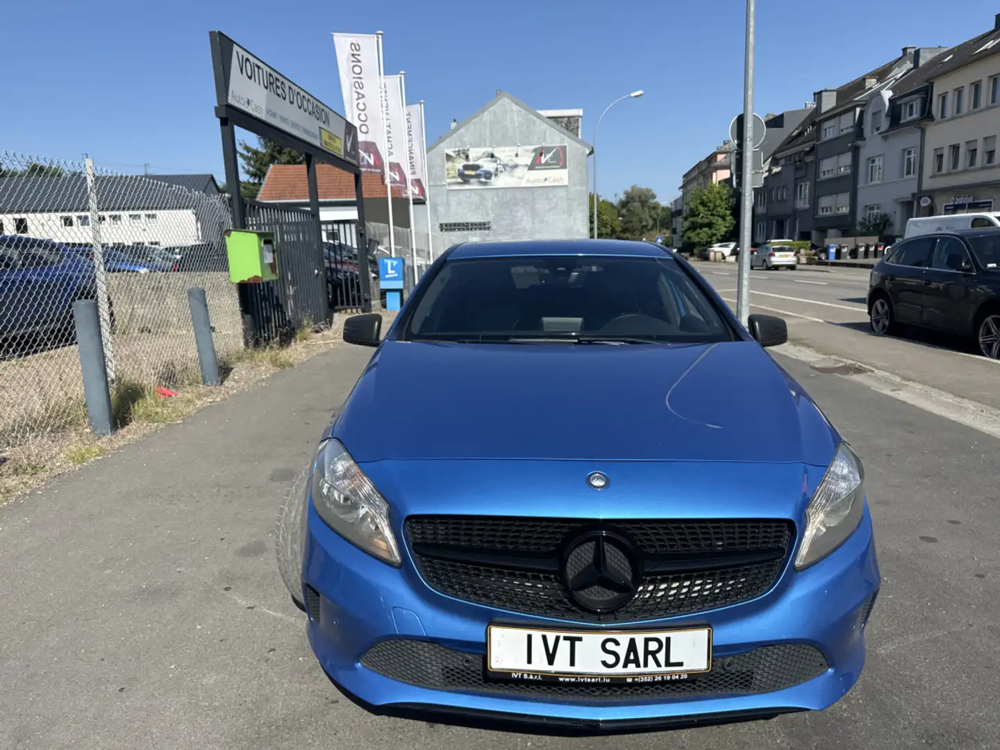 Mercedes-Benz A 180 D AUTO 110CV Bleu - 2