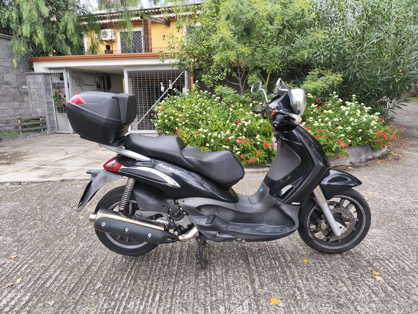 Piaggio Beverly 500 i.e. Euro 3 - 2006 Zwart - 1