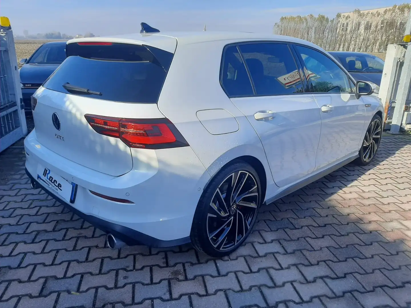 Volkswagen Golf GTI 2.0 tsi 245cv dsg Bianco - 2