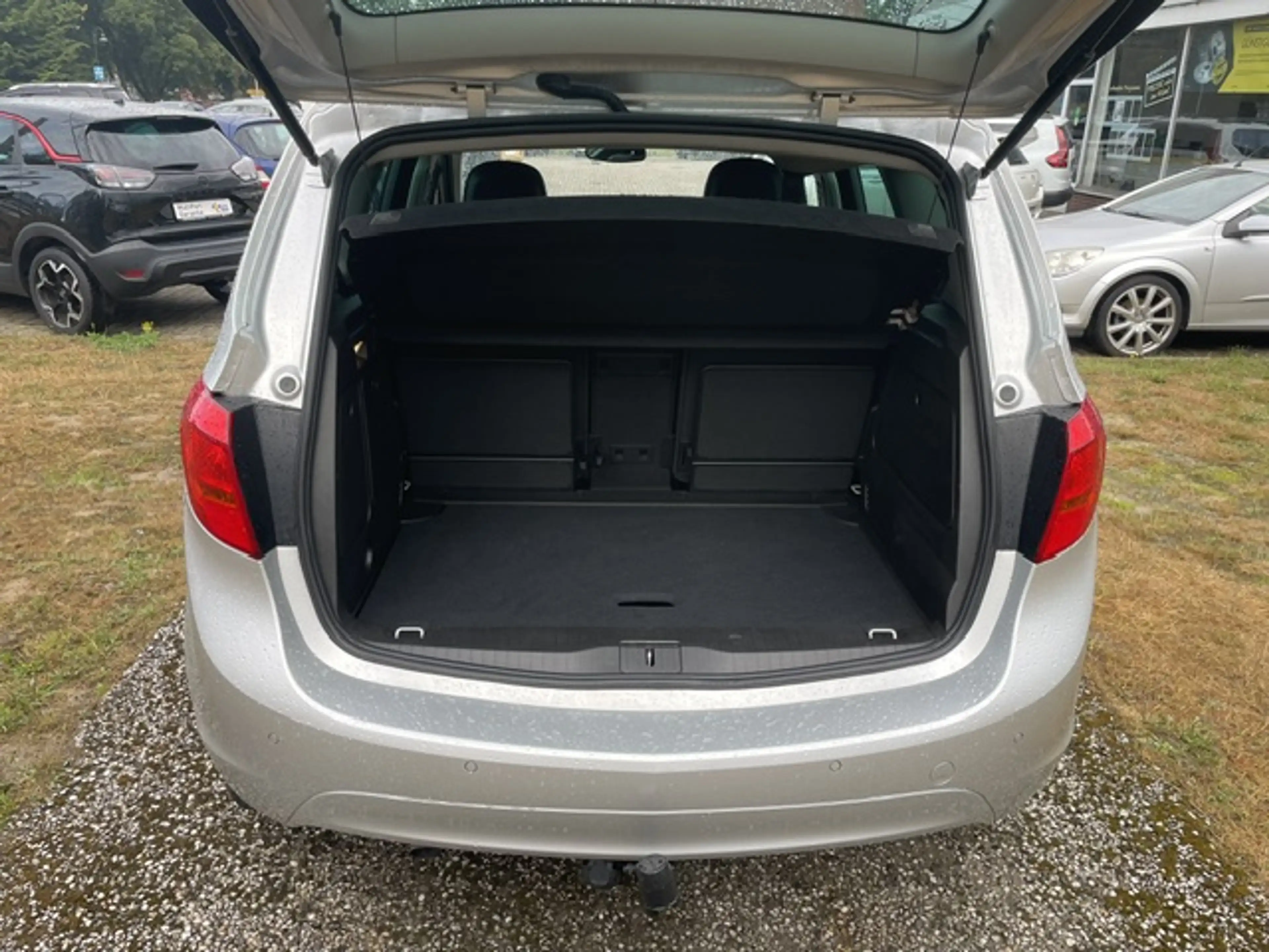Opel Meriva Innovation — photo 14