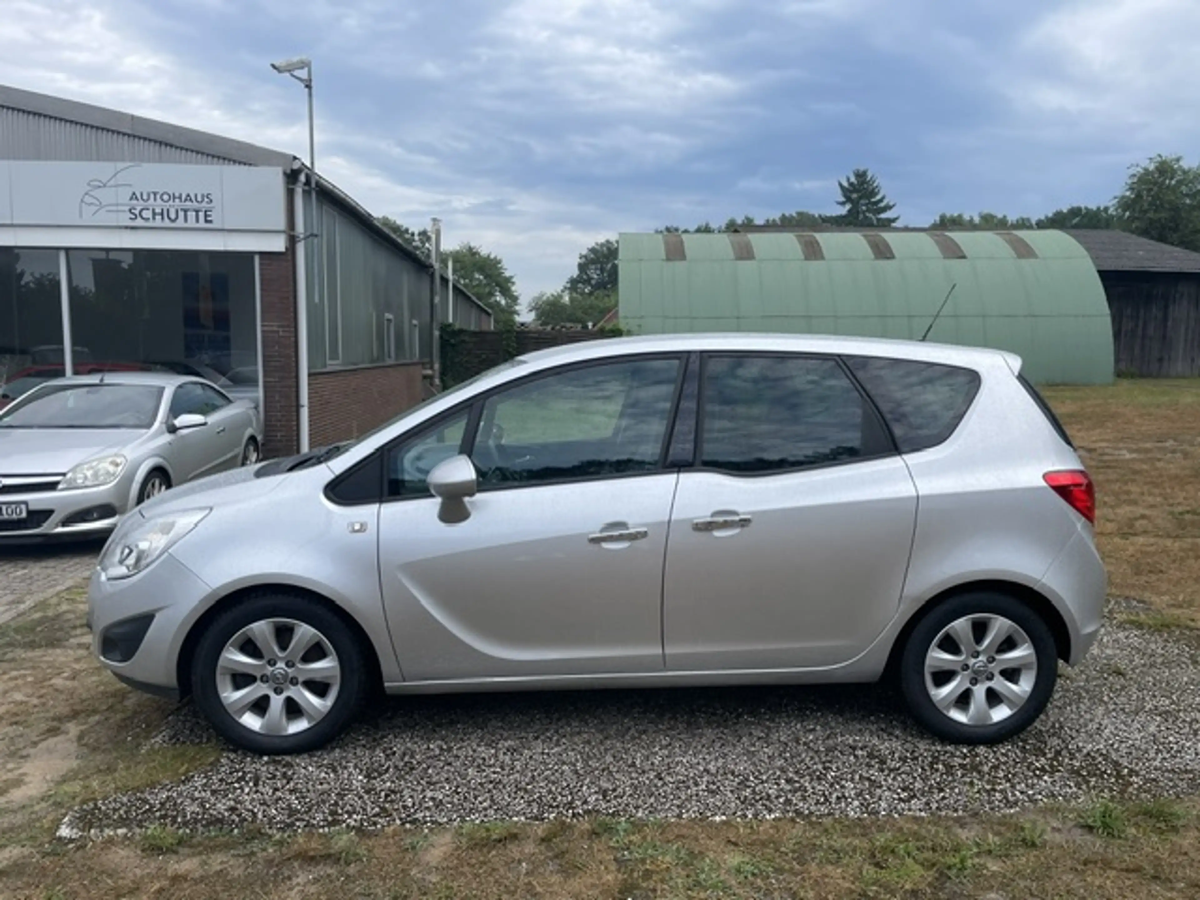 Opel Meriva Innovation — photo 3