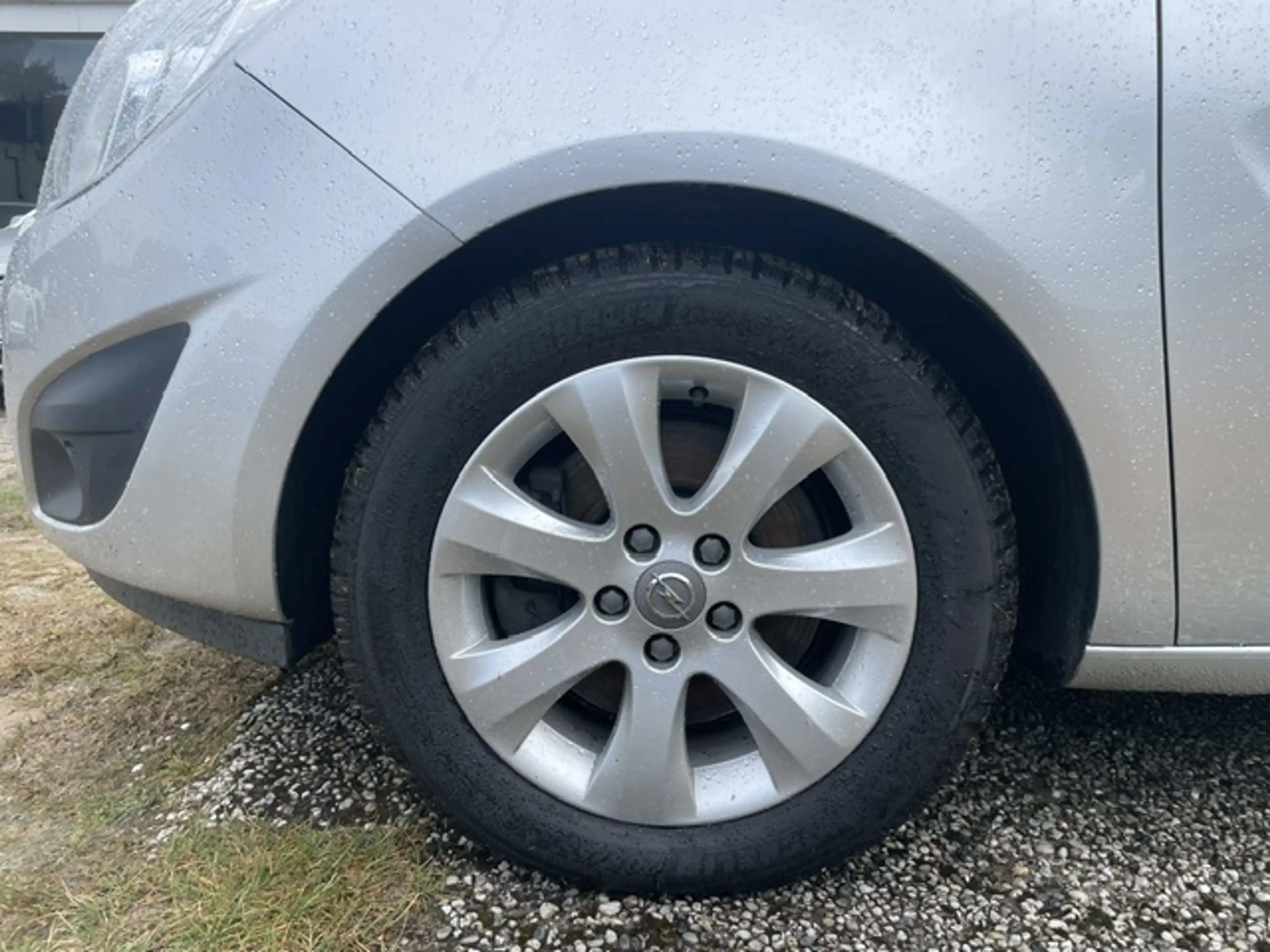 Opel Meriva Innovation — photo 15