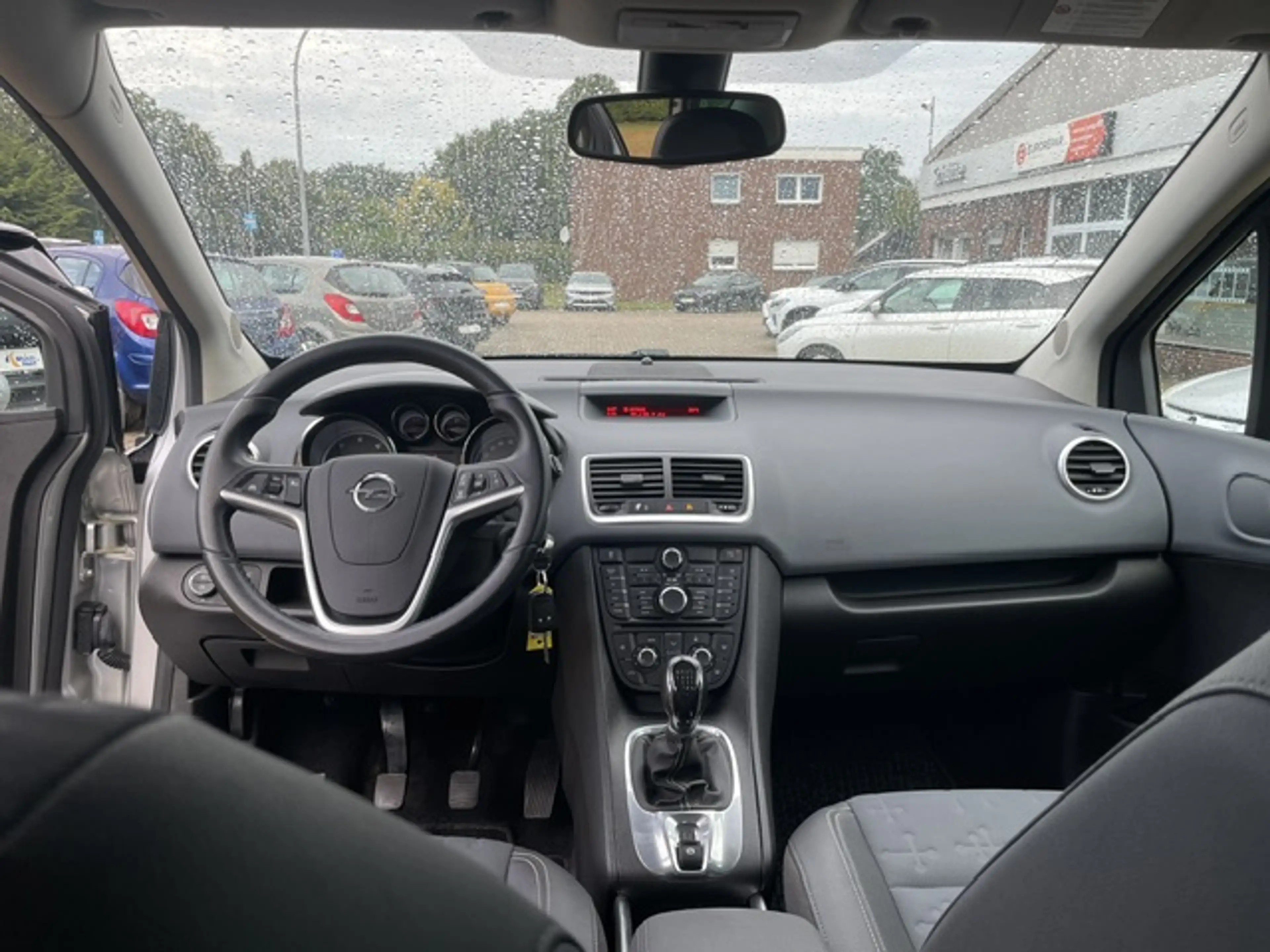 Opel Meriva Innovation — photo 9