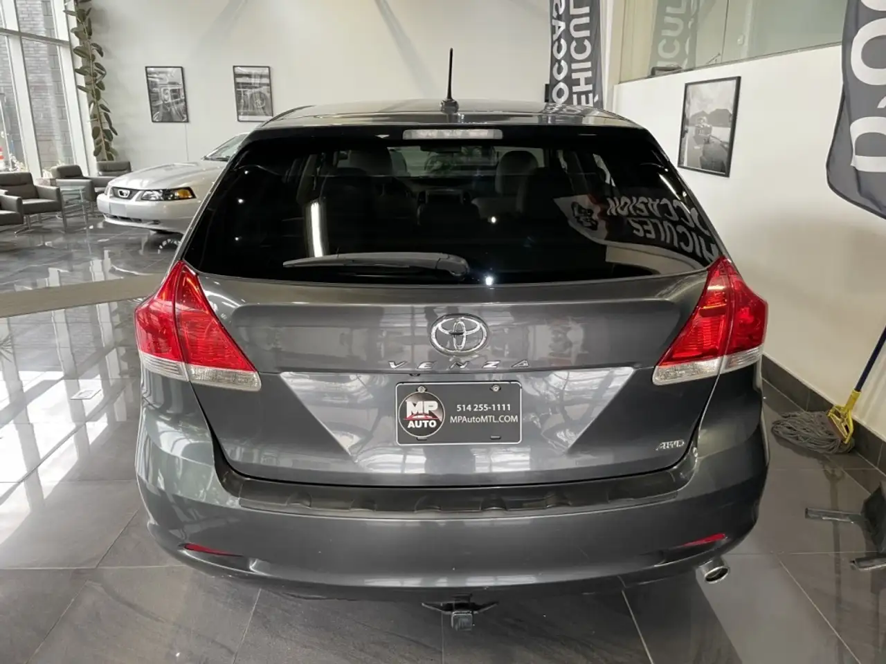 Toyota Venza снимка Toyota Venza