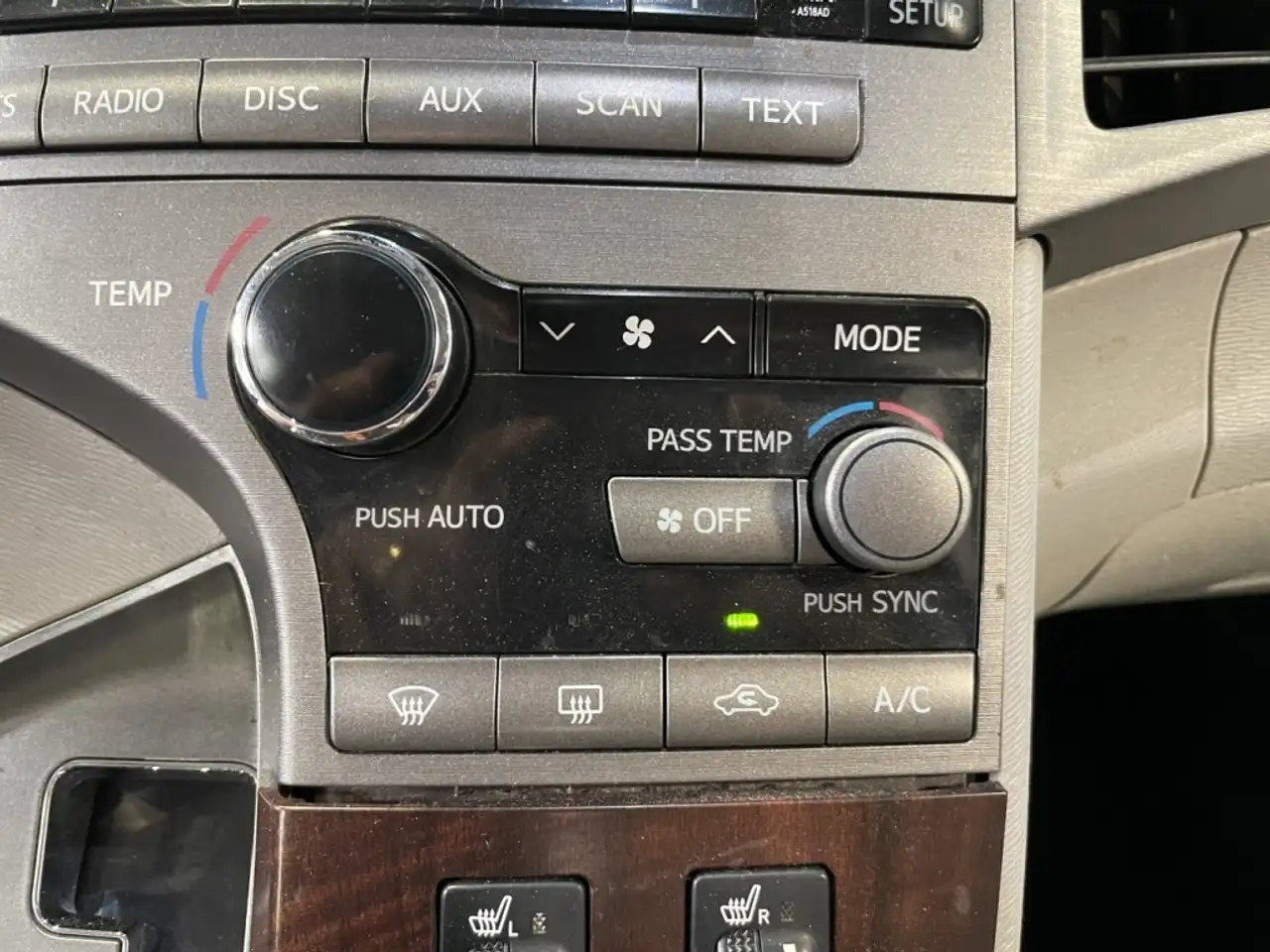 Toyota Venza снимка Toyota Venza