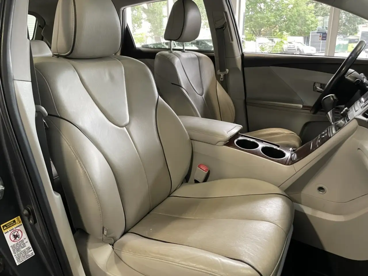 Toyota Venza снимка Toyota Venza
