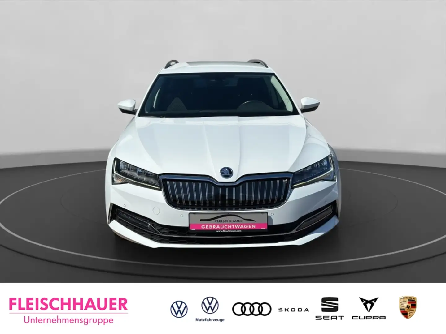 Skoda Superb Combi Ambition iV 1.4 TSI Hybrid AHK+PDC Plus+Navi Weiß - 2