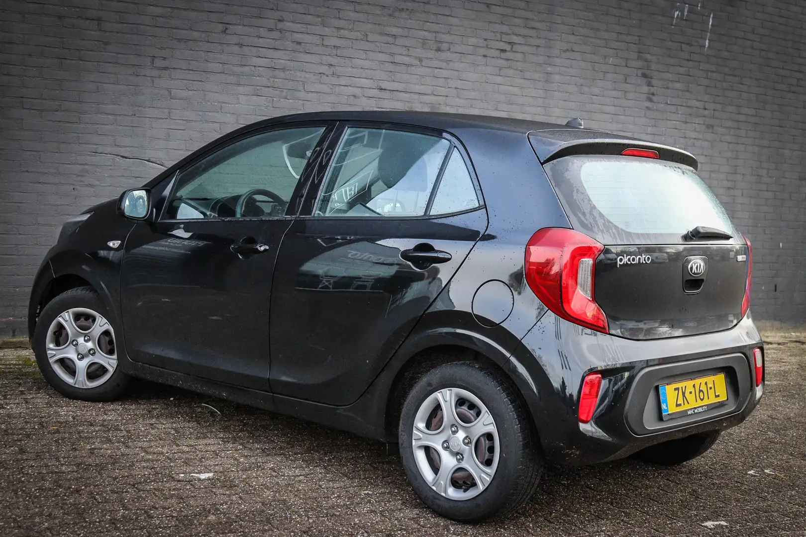 Kia Picanto 1.0 CVVT EconomyPlusLine Net binnen - Nu al te bez Zwart - 2