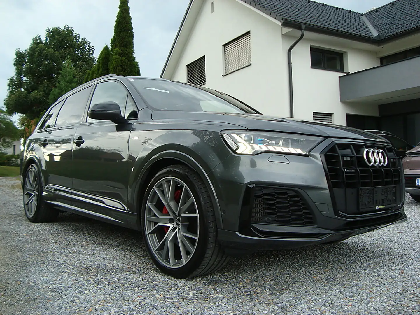 Audi Q7 60 TFSI e Mod 22 aus 1er Hand Alle Extras Richt... Grau - 1