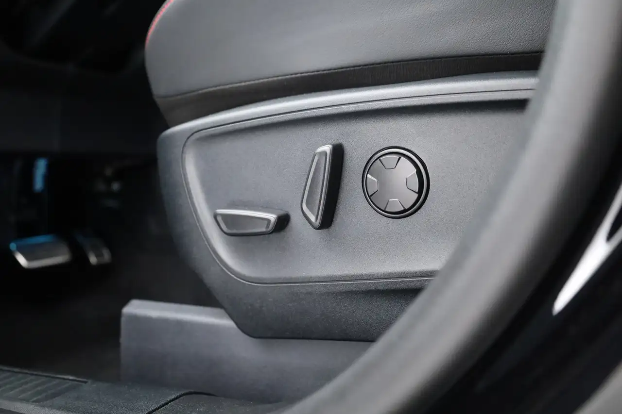 Ford Kuga 2.5 PHEV ST-Line X Rijklaar! Trekgewicht 2.100, миниатюра 7