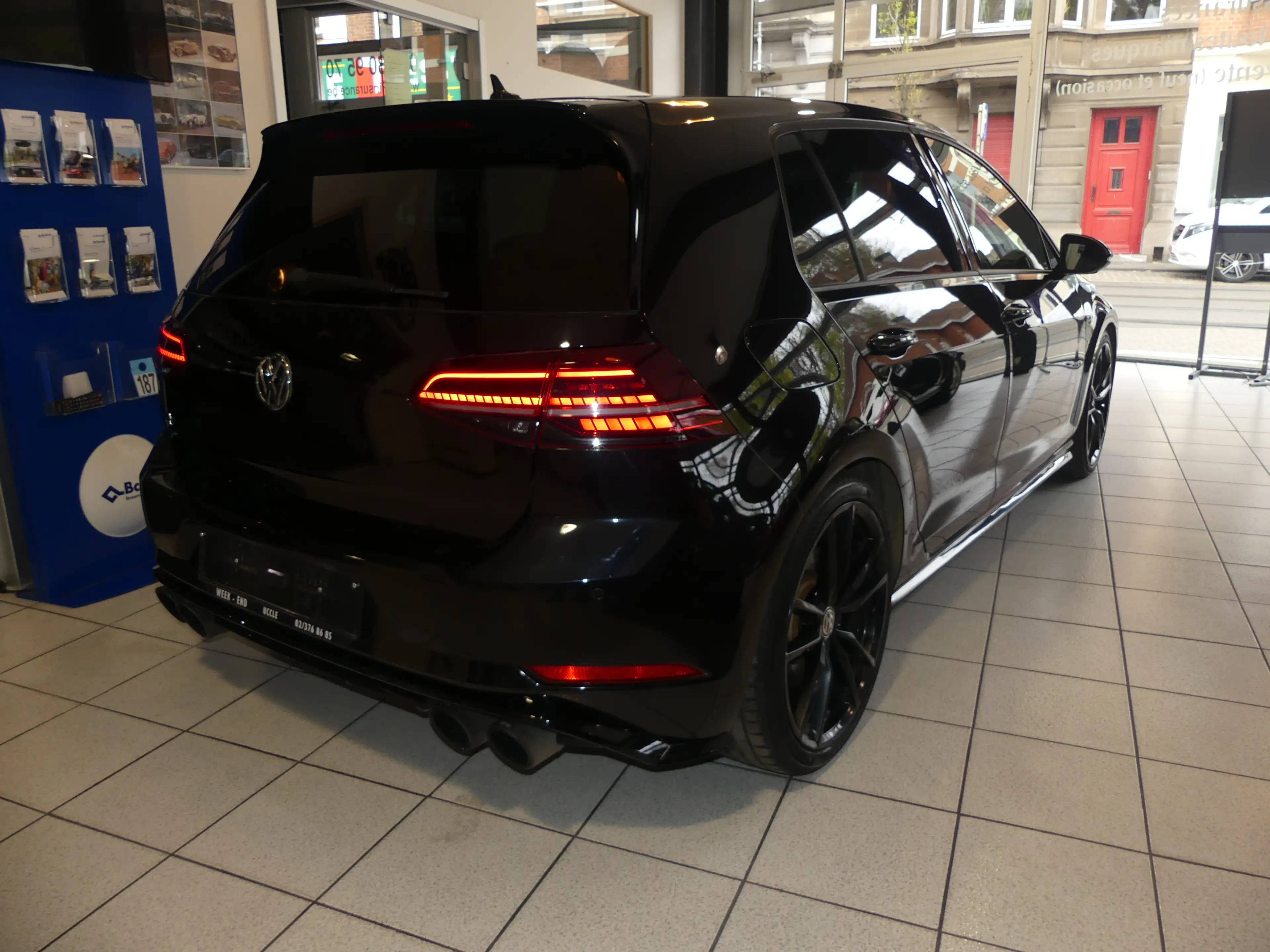 Volkswagen Golf R — photo 3