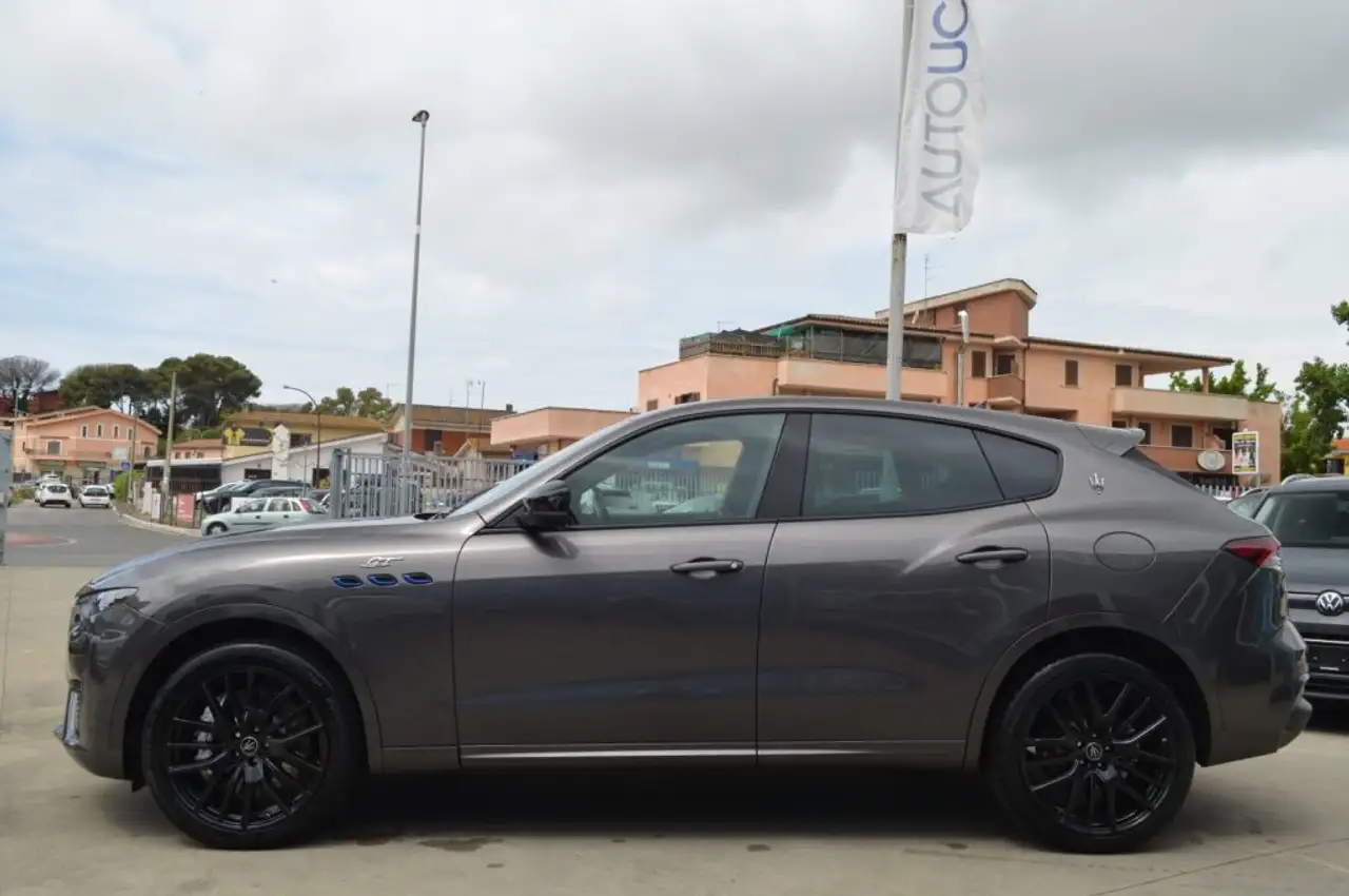 Maserati Levante 2022