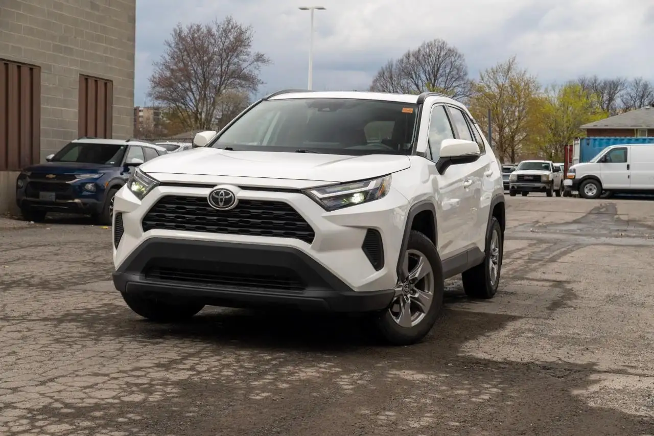 Toyota RAV 4 снимка Toyota RAV 4