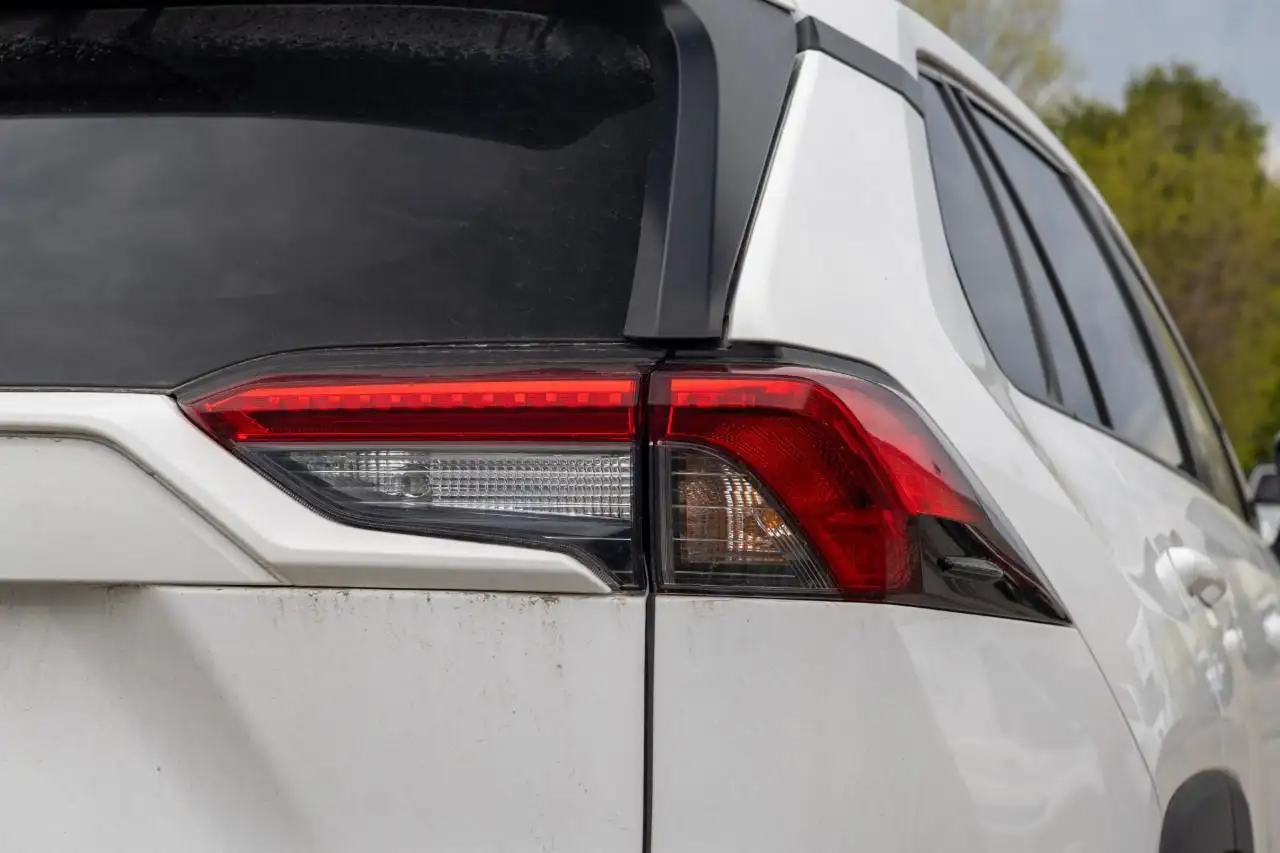 Toyota RAV 4 снимка Toyota RAV 4