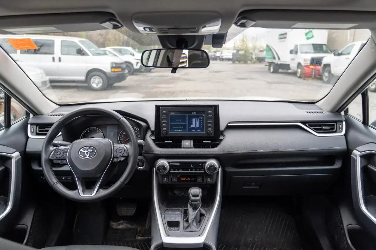 Toyota RAV 4 снимка Toyota RAV 4