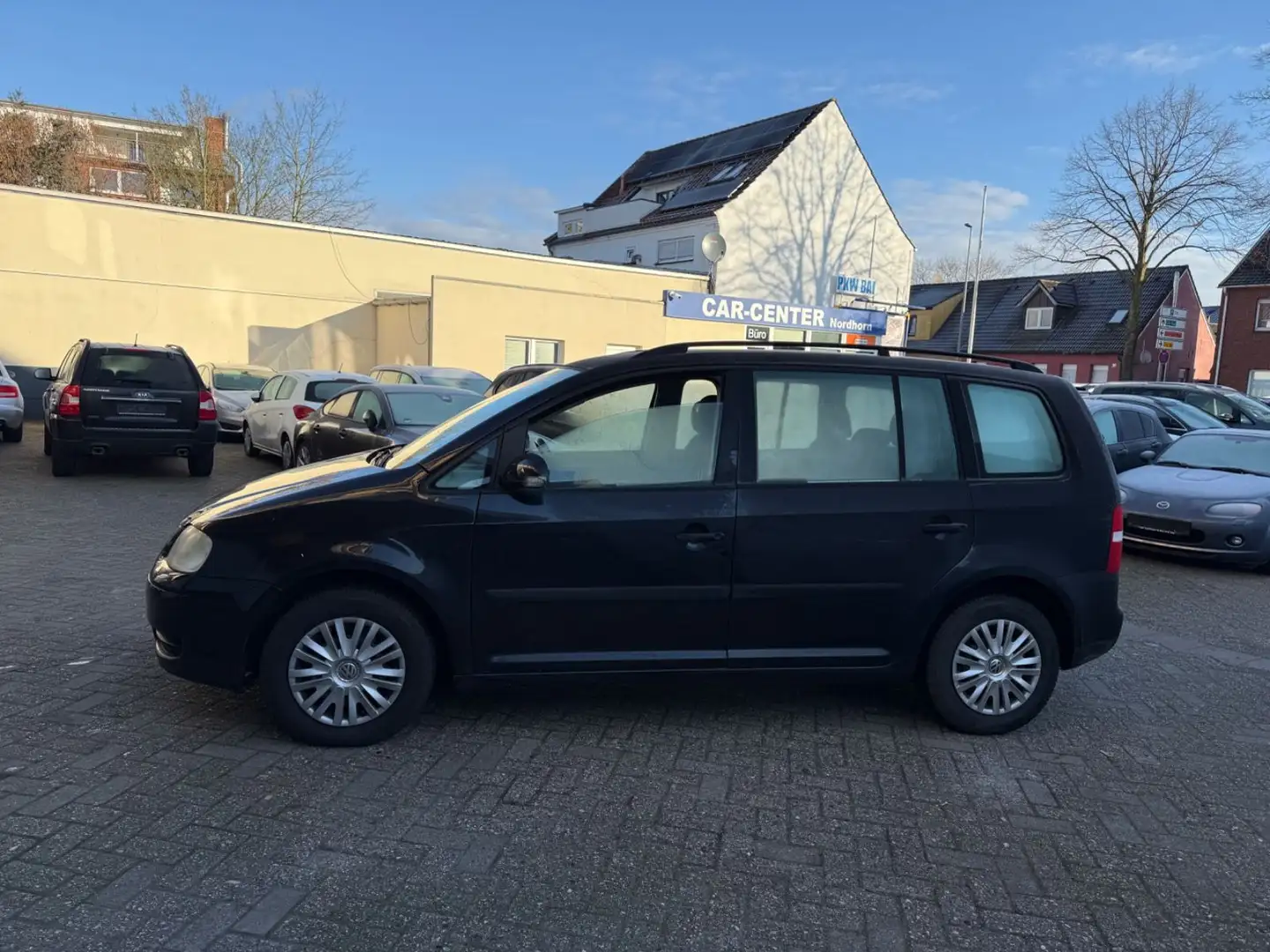 Volkswagen Touran 1.6 *SHZ*KLIMAAUTOMATIK*** Noir - 2