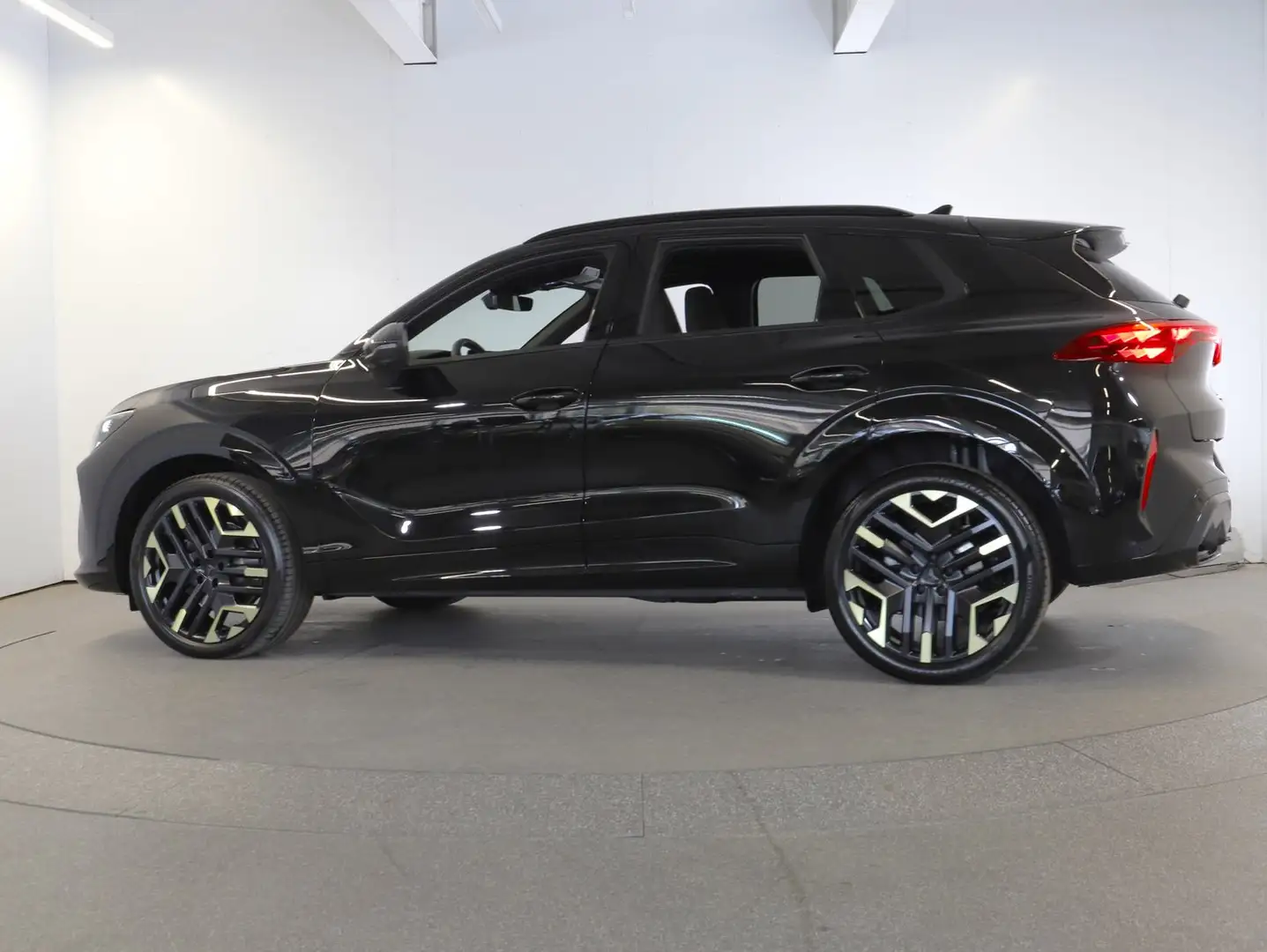 CUPRA Terramar TRIBE 2.0 TSI 204 PS DSG 4Drive Schwarz - 2