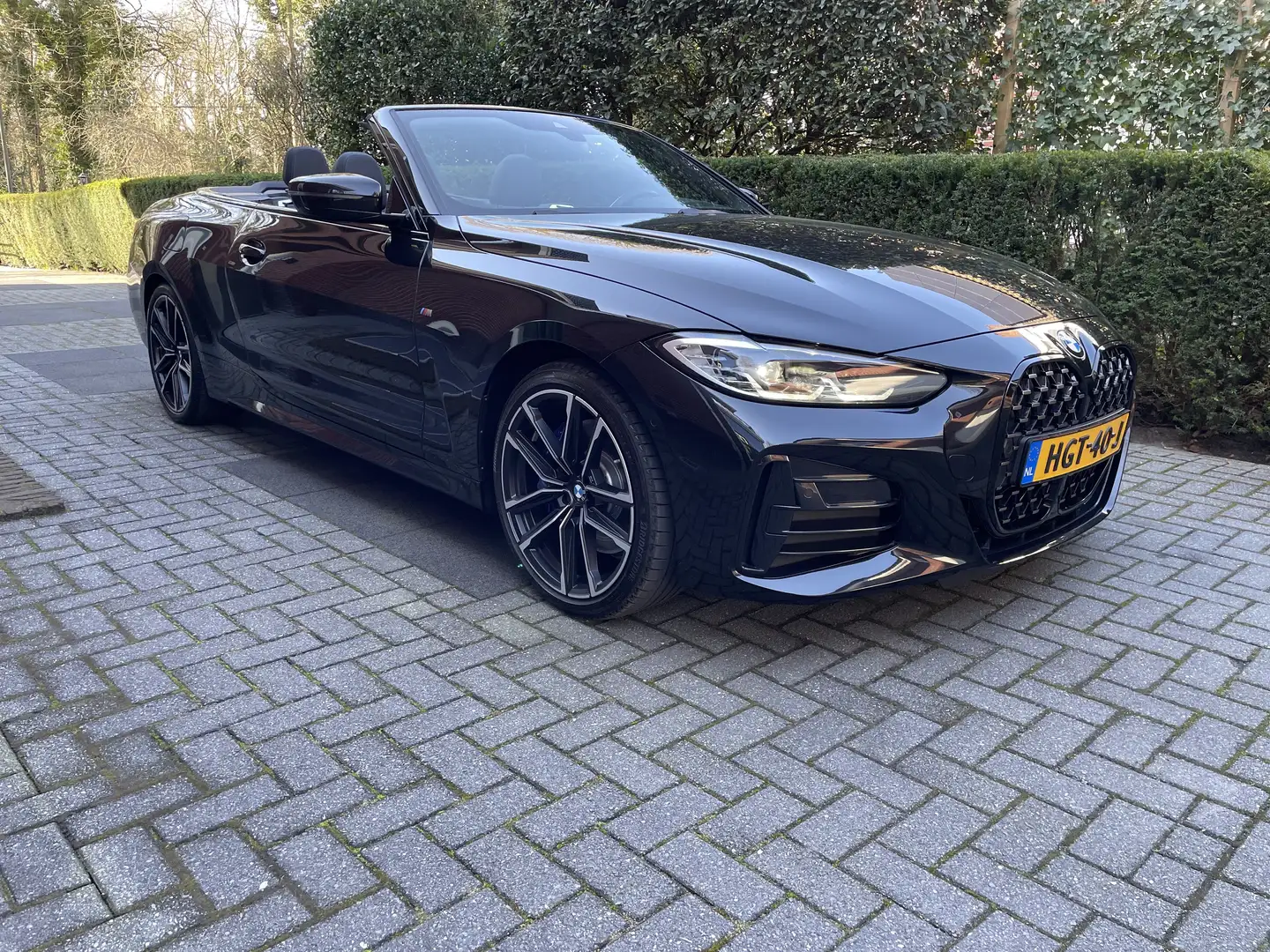 BMW 440 BMW M440i Cabrio xDrive High Exe Zwart - 1