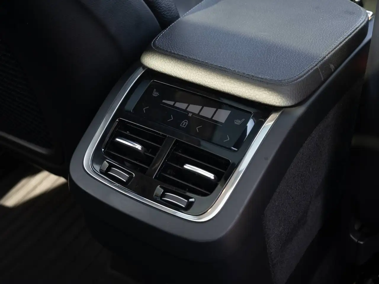 Volvo XC90 снимка Volvo XC90