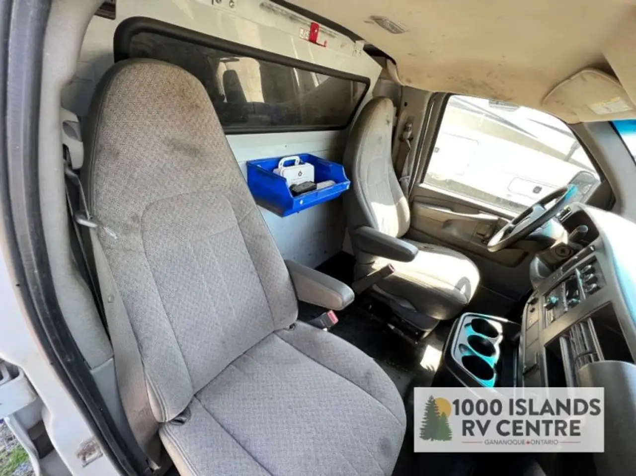GMC Savana снимка GMC Savana