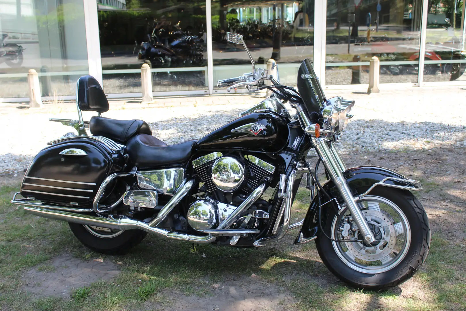 Kawasaki Vulcan S vnt 50 G Vulcan Classic Zwart - 1