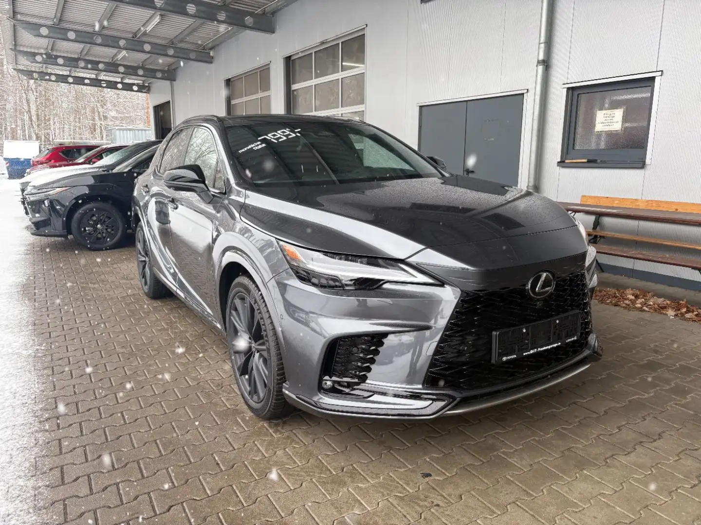 Lexus RX 500h DIRECT4 F SPORT+ LED, Navi, Pano, HUD, BT Grau - 2