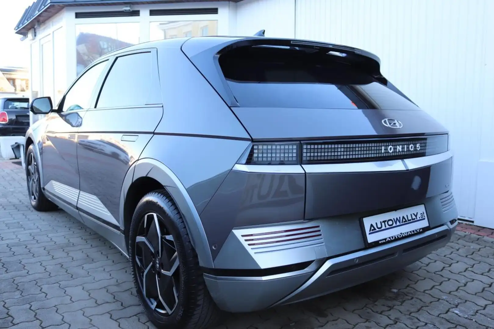 Hyundai IONIQ 5 Ioniq 5 Elektro 73kWh Top Line Long Range AWD Aut. Grau - 2