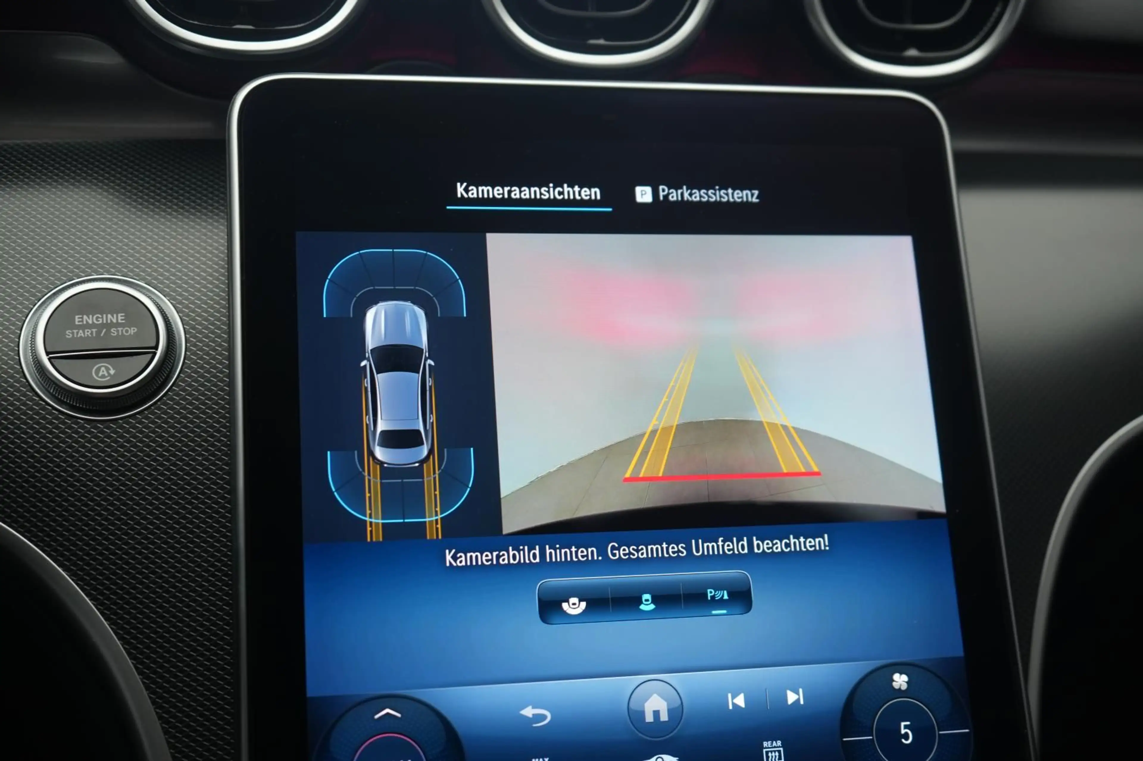 Mercedes-Benz C 300 d 9G-Tronic 4Matic Avantgarde — photo 15