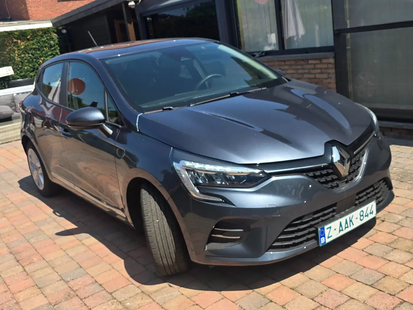 Renault Clio 1.0 TCe Corporate Edition GPF(Fl.)(EU6D) Grijs - 1
