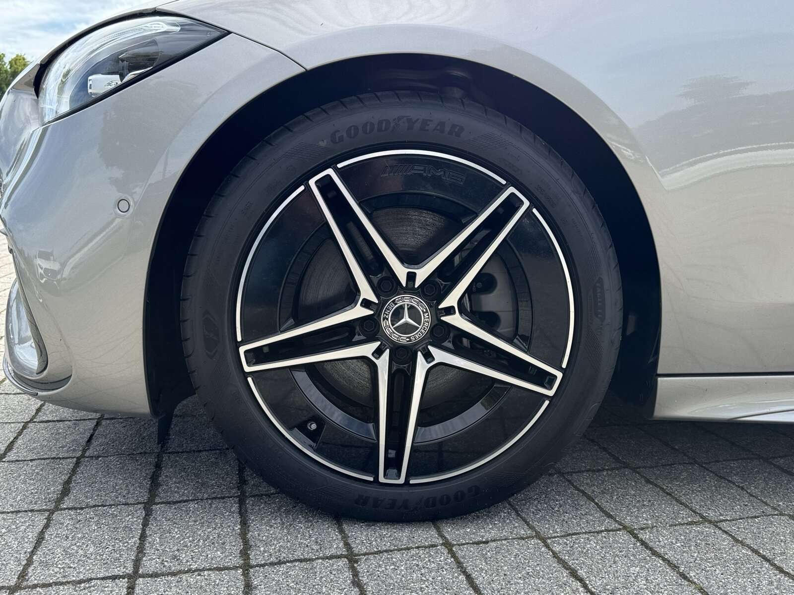 Mercedes-Benz C 300