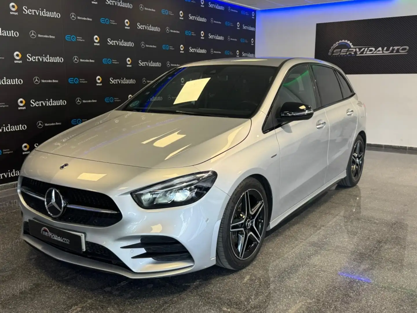 Mercedes-Benz B 200 200d 8G-DCT Gris - 1