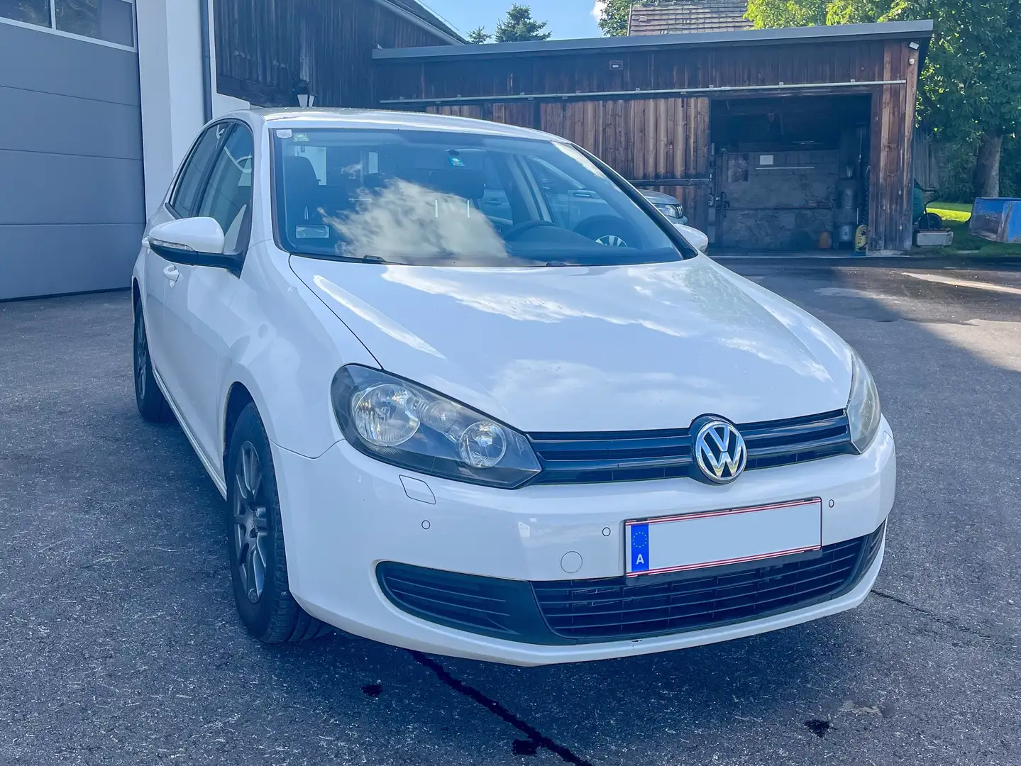 Volkswagen Golf Golf Trendline 1,6 TDI DPF Trendline Weiß - 1