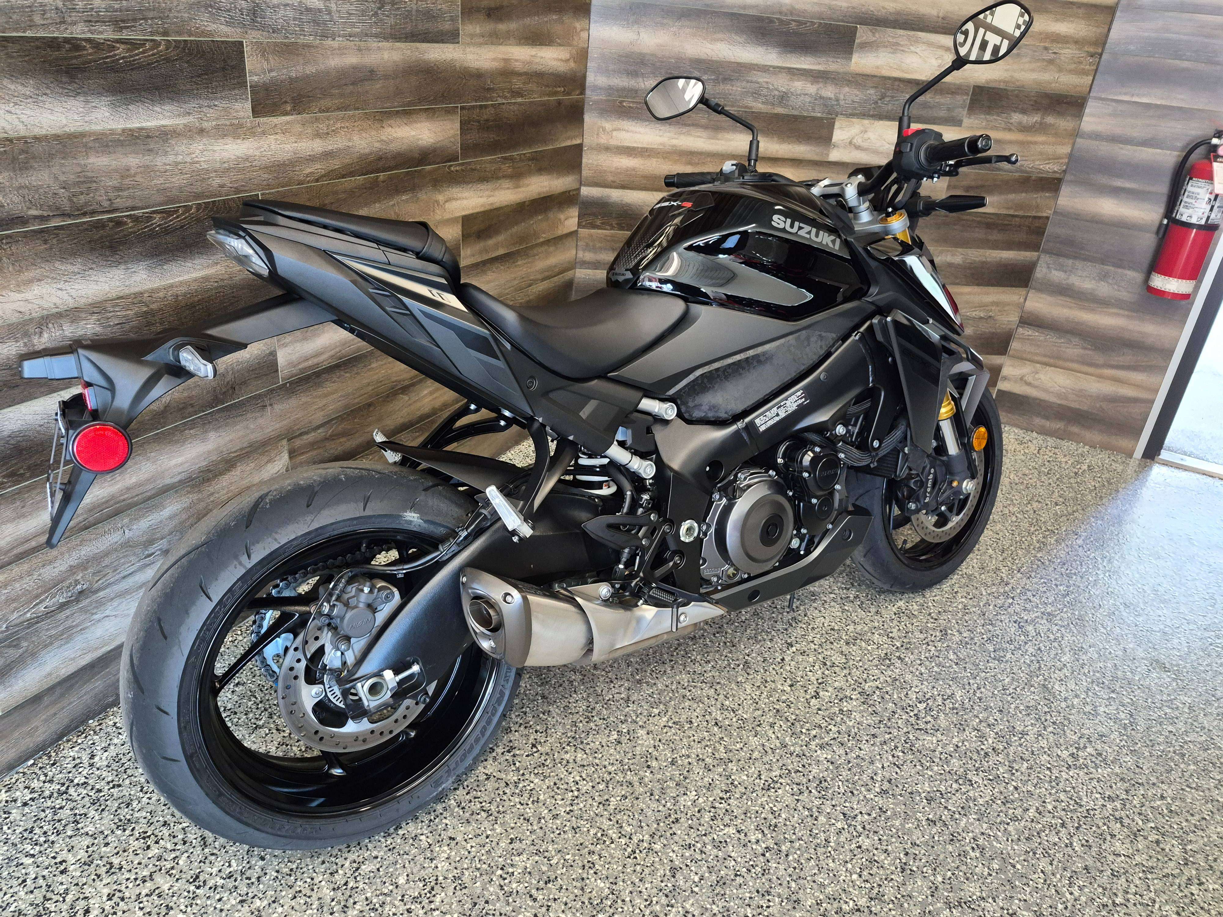 2025 Suzuki GSX-S 1000