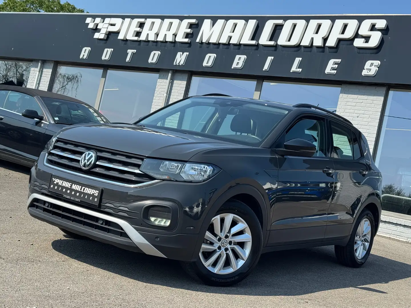 VOLKSWAGEN T-cross