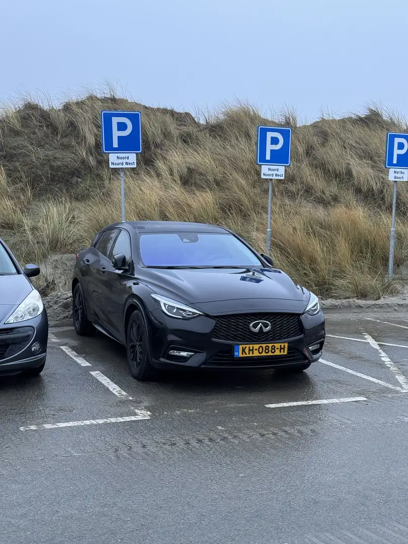Infiniti Q30 1.5d DCT Business - 1