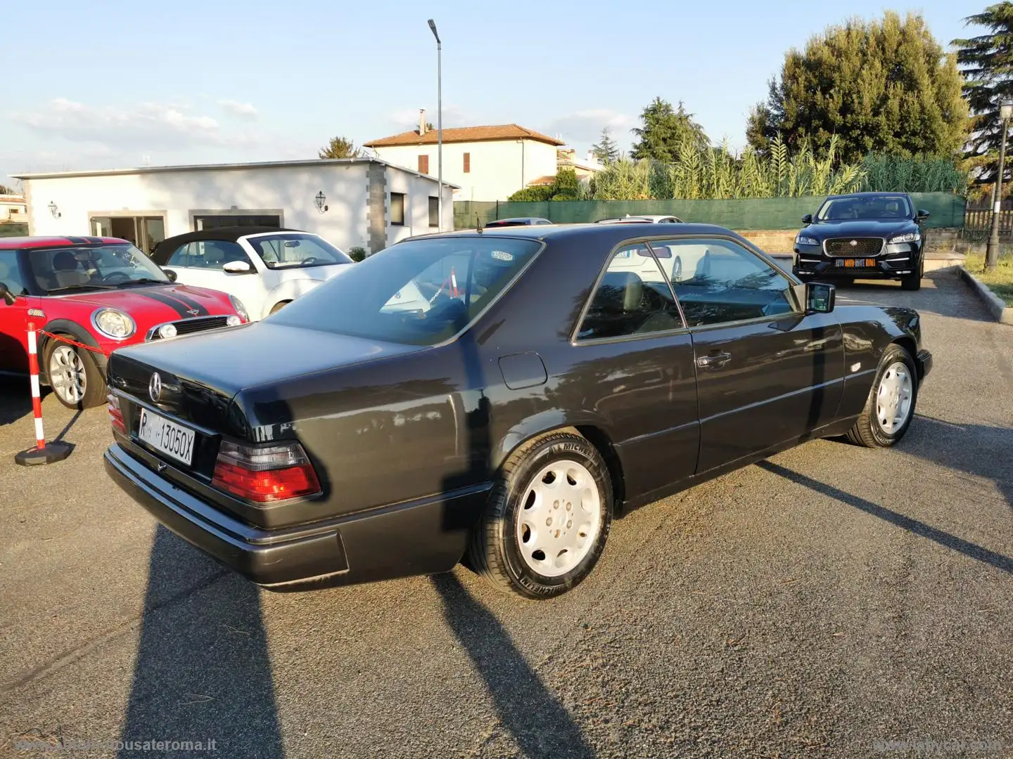 Mercedes-Benz 200 230 CE Coupé TARGATA ROMA Grau - 2