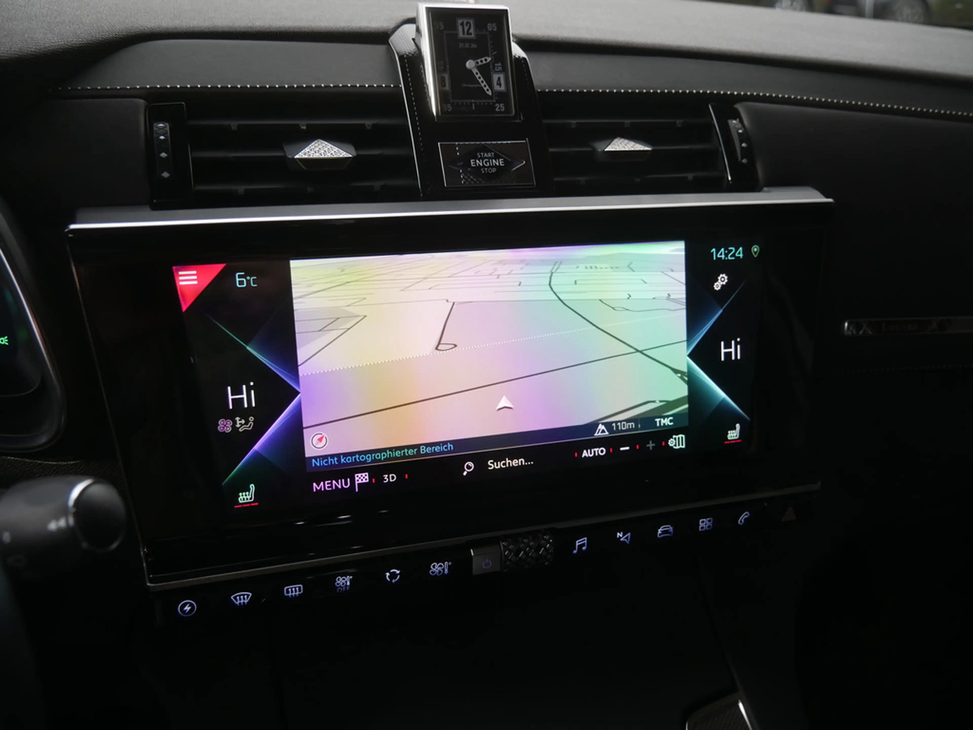 DS Automobiles DS 7 Crossback E-Tense Louvre 4x4 LED PANO — photo 8
