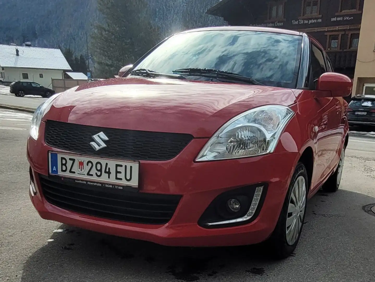 Suzuki Swift Swift+1,2+DualJet+4WD+Shine+Shine Rot - 1