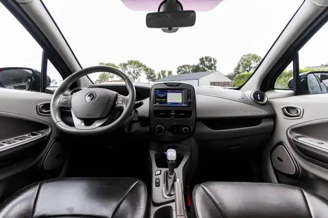 Renault Zoe view 21
