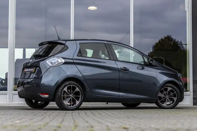 Renault Zoe view 2