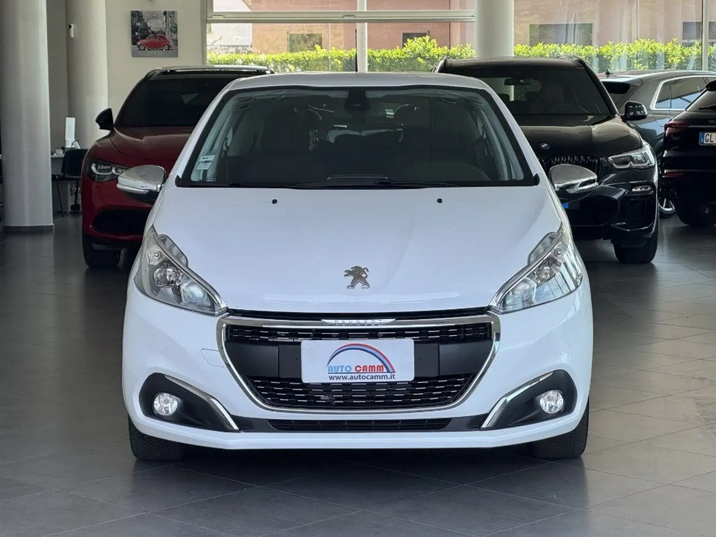 Peugeot 208 82cv 5 porte Signature OK NEOPATENTATI Bianco - 2