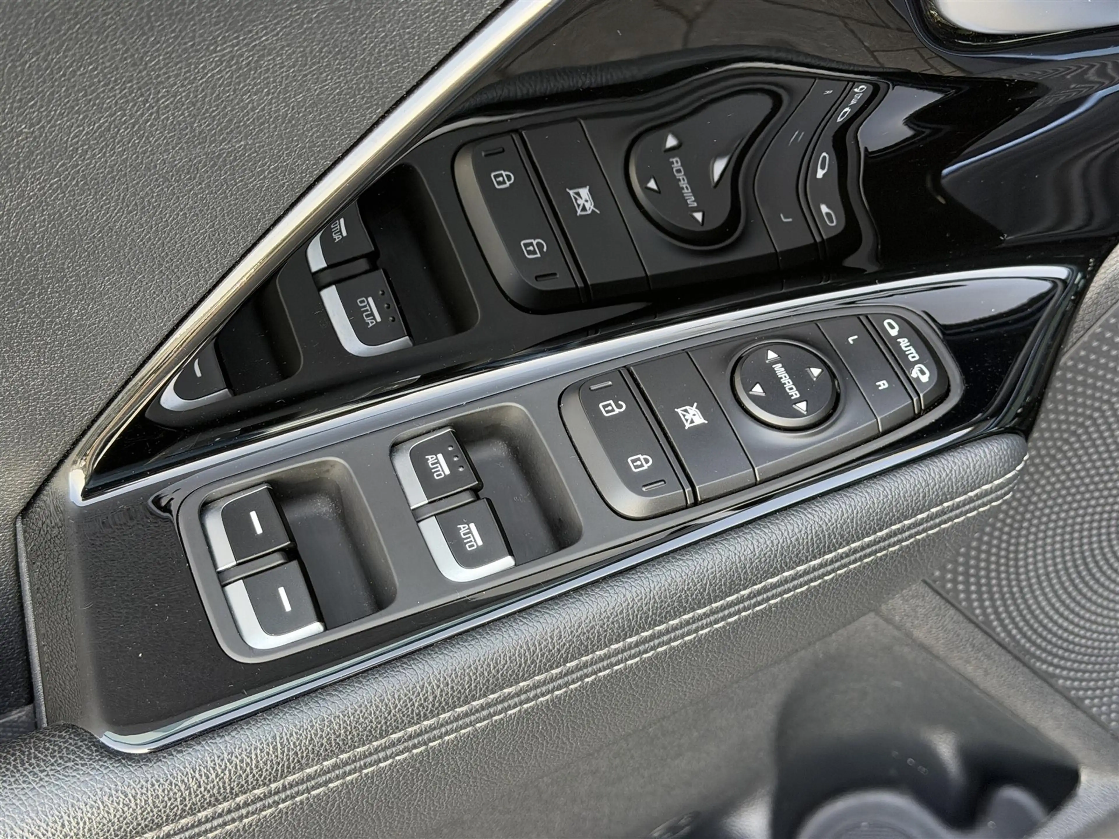 Kia Niro 1.6 GDI 141PK Hybrid DynamicLine automaat (TREKHAA — photo 25