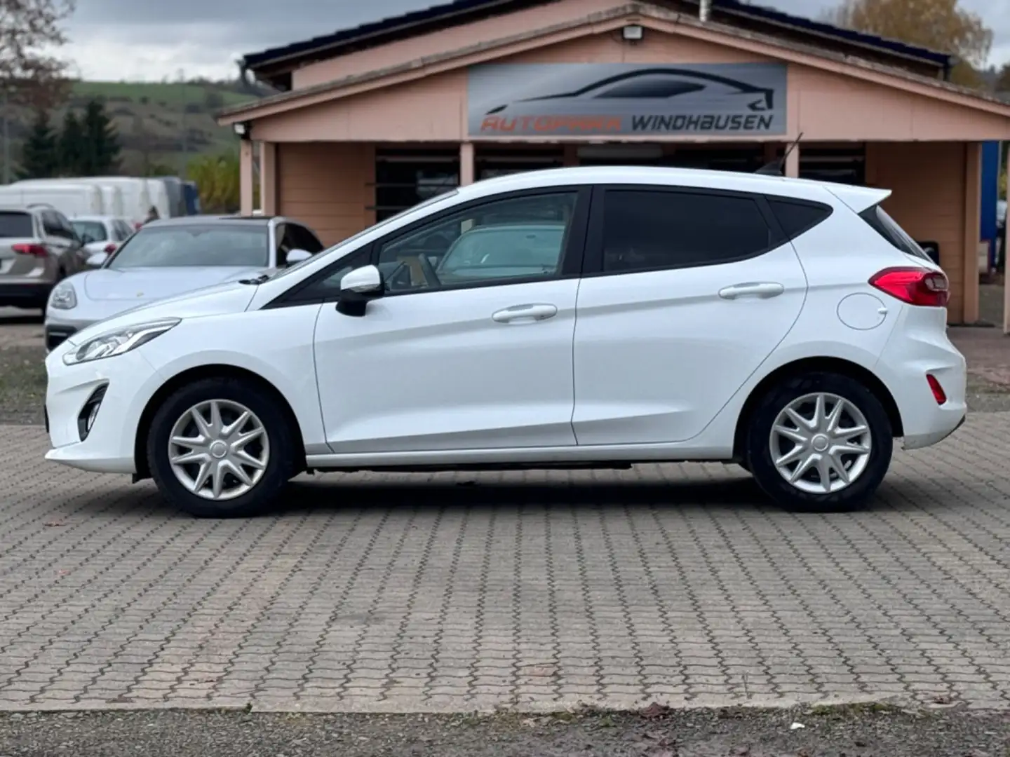 Ford Fiesta 1,1 * 1 HAND *89 TKM *TÜV + SERVICE NEU Weiß - 2