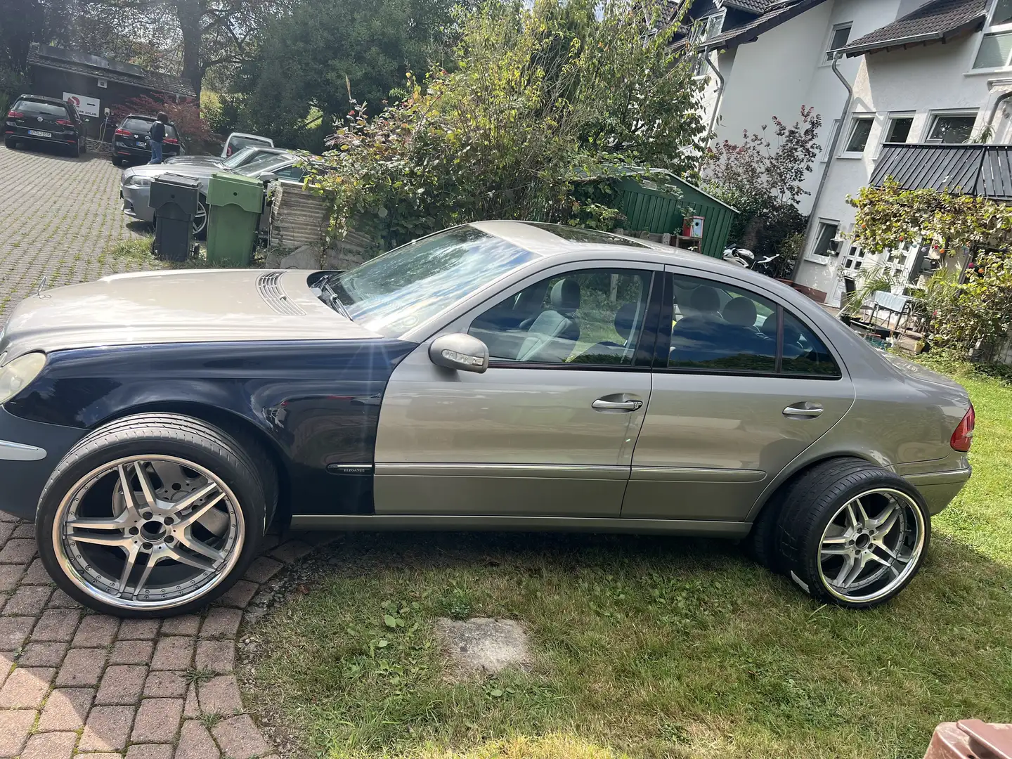 Mercedes-Benz E 320 Elegance - 1