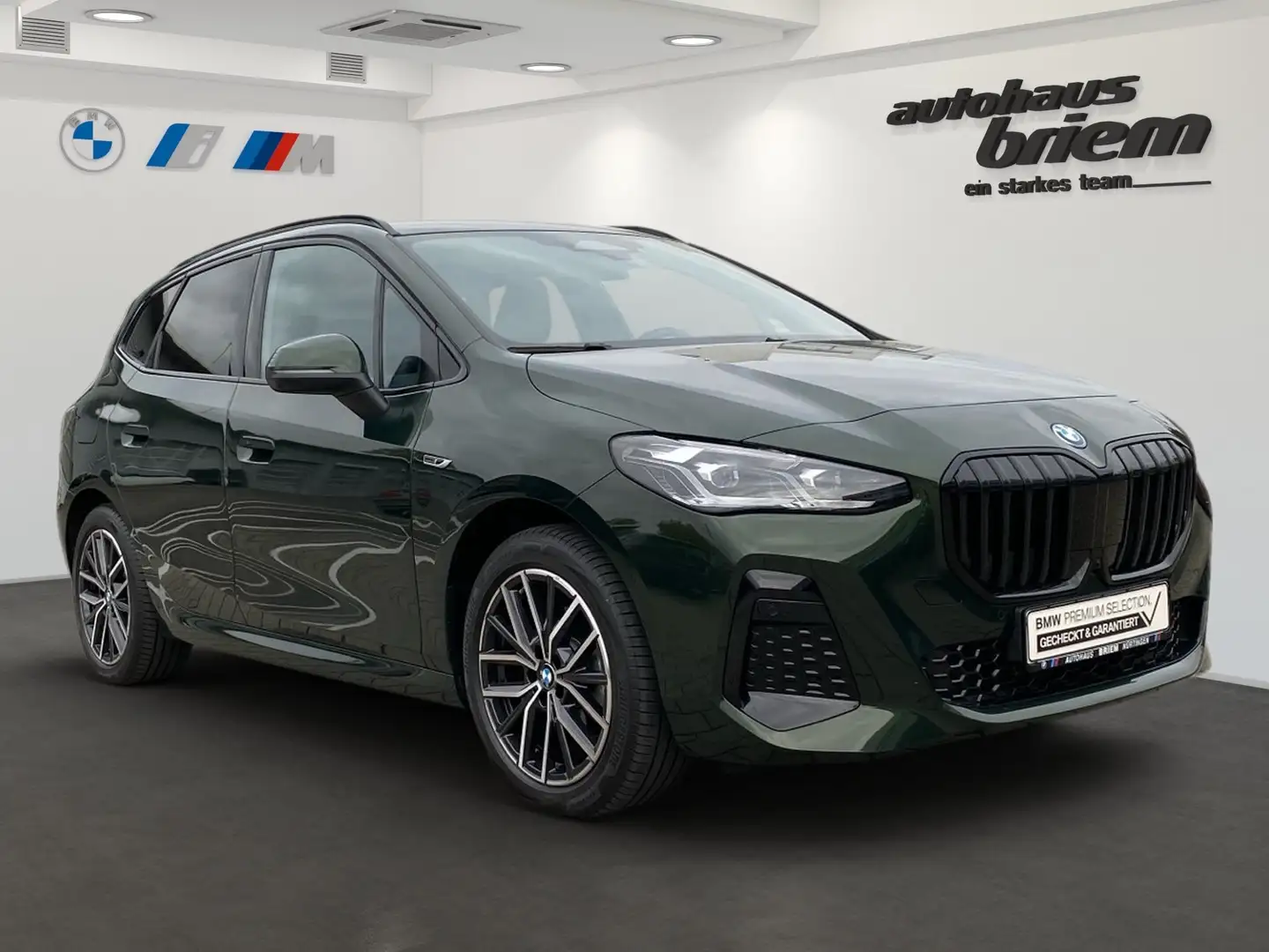 BMW 225 e xDrive Active Tourer M Sportpaket Vert - 2