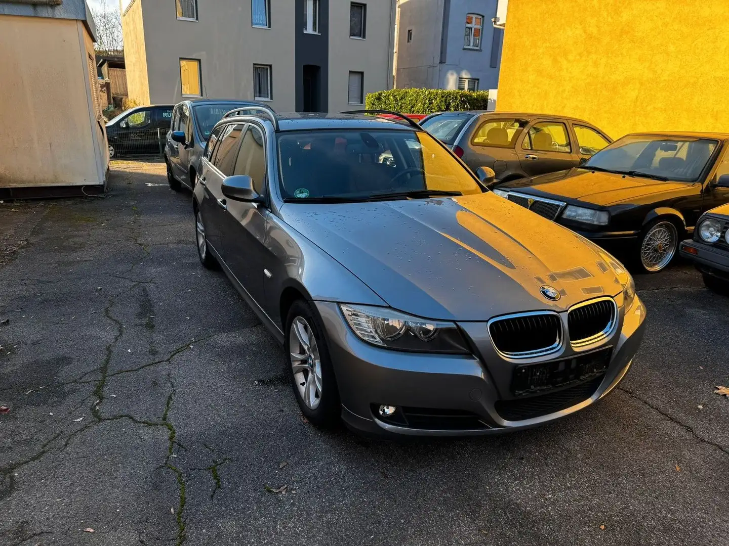 BMW 318 Baureihe 3 Touring 318i Gri - 2