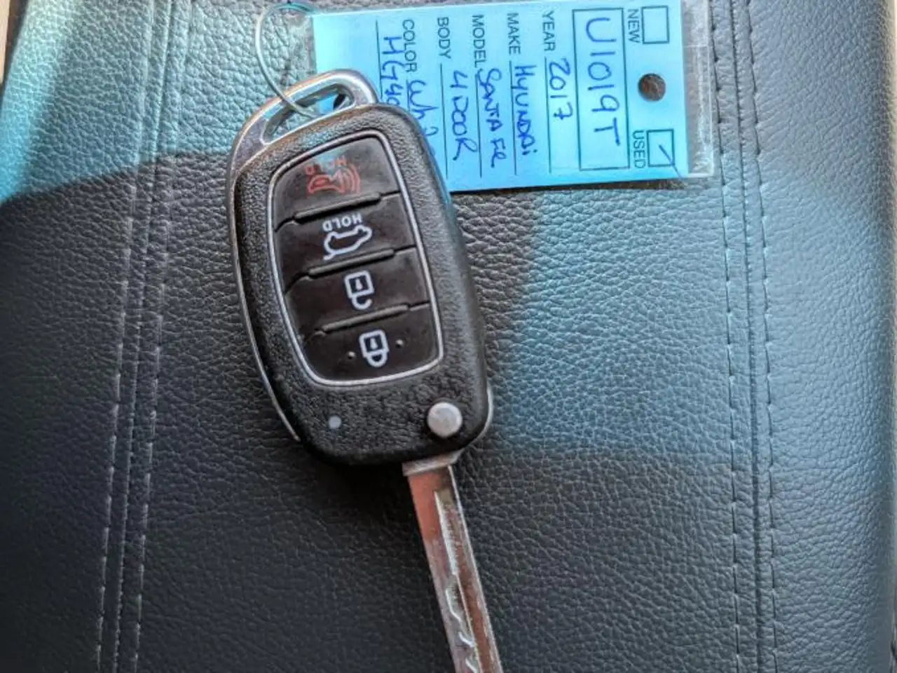 Hyundai SANTA FE снимка Hyundai SANTA FE