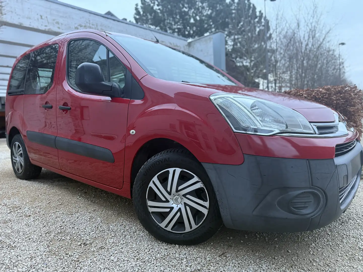 Citroen Berlingo 1.6 HDI Rood - 1
